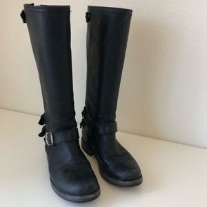 FRYE Women's Veronica Back Zip Boot Antique Black